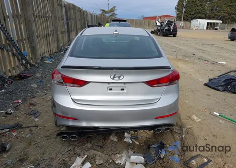 2018 Hyundai Elantra Sel z USA, uszkodzony, nr VIN 5NPD84LF6JH236710
